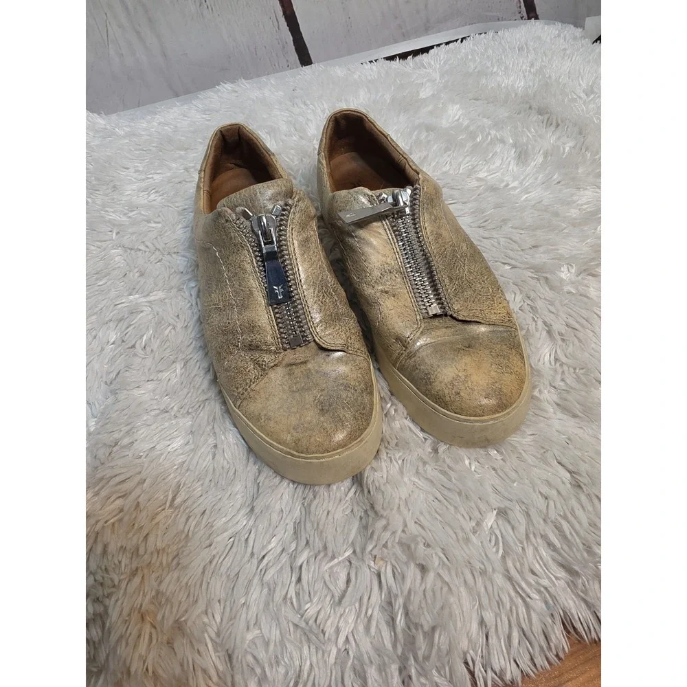 Frye Women's Size 8 Lena Zip Metallic Platform Slip On Low - Cut Sneakers